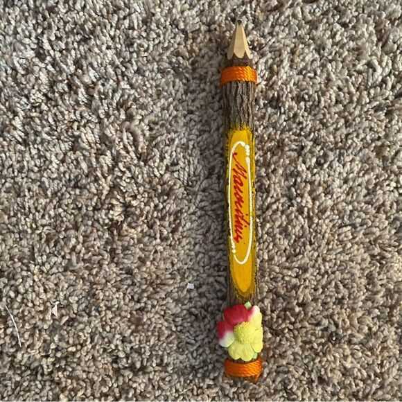 MAURITIUS SOUVENIR PENCIL - Picture 15 of 15